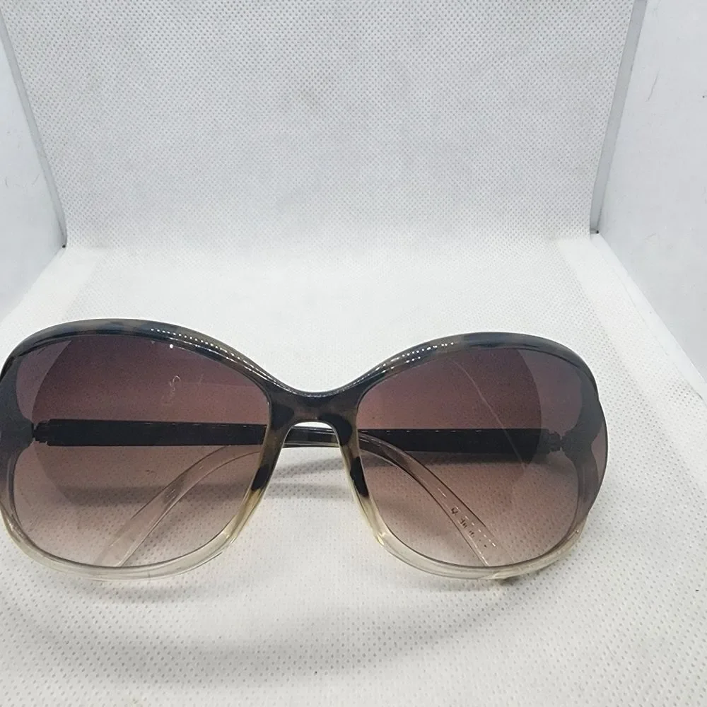 Simply Vera Vera Wang Brown Tortoiseshell Sunglasses